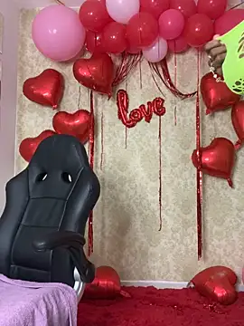 Snapshot of MorenaLush_Eup chatting on February 18, 2:07 am MorenaLush Eup online show from February 18, 2:07 am