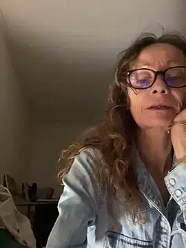 Chris06d22xh online show from September 17, 6:53 pm