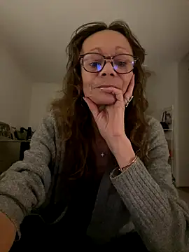 Chris06d22xh online show from October 7, 6:38 pm