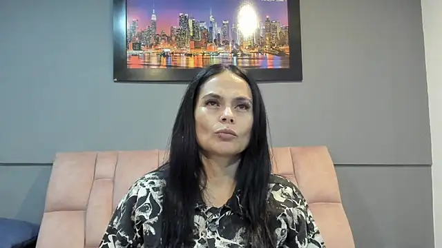Snapshot of CharlotteCottin chatting on July 22, 11:13 am CharlotteCottin online show from July 22, 11:13 am