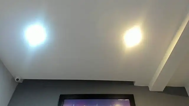Snapshot of CharlotteCottin chatting on July 23, 11:08 am CharlotteCottin online show from July 23, 11:08 am