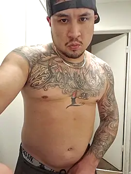 Snapshot of realdeep559 chatting on February 11, 6:51 am realdeep559 online show from February 11, 6:51 am