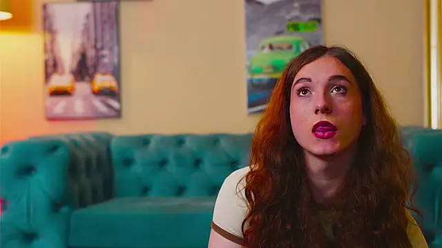 PeachyPixiee online show from October 24, 7:16 am