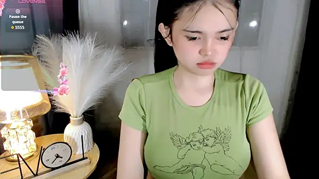 Snapshot of wildest_fantasy chatting on July 13, 1:52 am wildest fantasy online show from July 13, 1:52 am