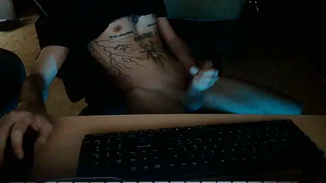 Snapshot of Kryk97 chatting on May 18, 4:13 pm Kryk97 online show from May 18, 4:13 pm