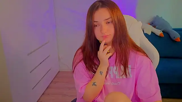 Lelia Vibe online show from October 5, 11:52 am