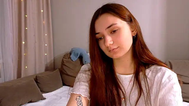 Lelia Vibe online show from December 19, 3:19 pm