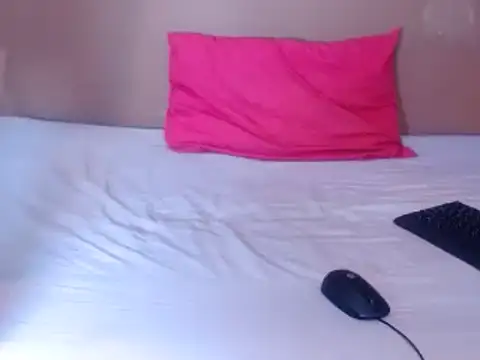 TALLHORNYBEAR online show from September 25, 4:05 am