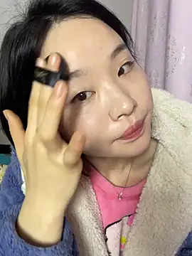 Y2Luvk online show from February 10, 6:34 pm