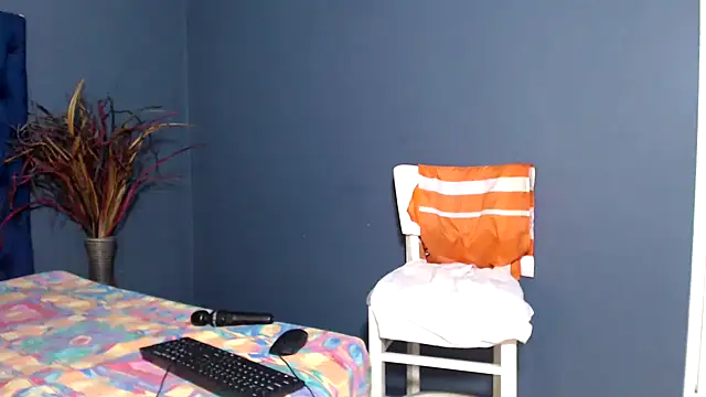 PrettyBoobsxx42 online show from November 26, 5:47 pm