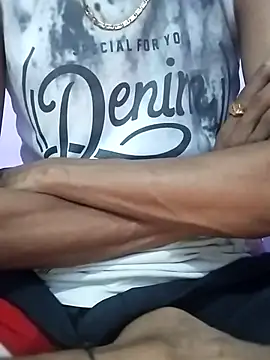 kuldeep12111 online show from October 3, 6:38 pm