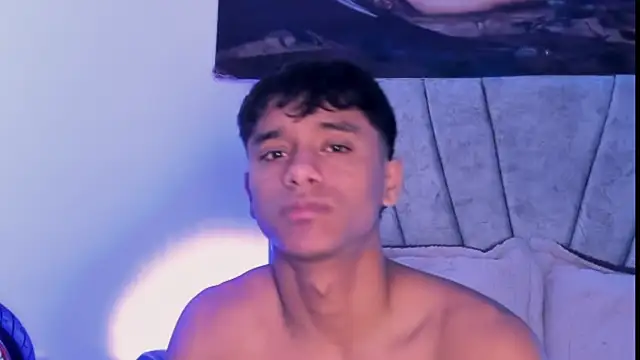 ZYZZ1312 online show from October 28, 6:54 pm