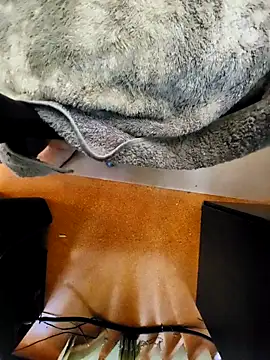 jizzz123 online show from October 10, 1:15 am