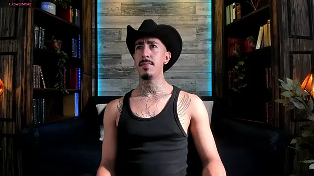 Snapshot of Donovan_Desmond chatting on May 15, 8:38 pm Donovan Desmond online show from May 15, 8:38 pm