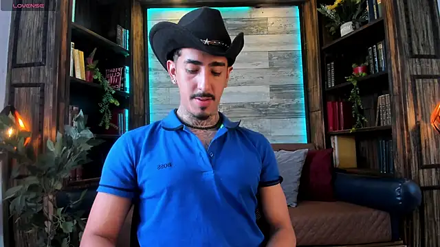 Snapshot of Donovan_Desmond chatting on June 18, 8:13 pm Donovan Desmond online show from June 18, 8:13 pm