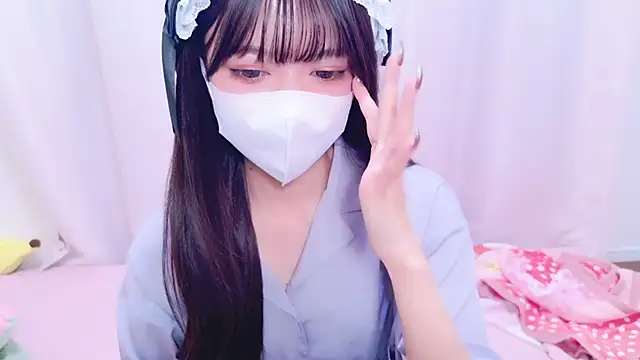 Azusa DoMybest online show from November 23, 8:25 am