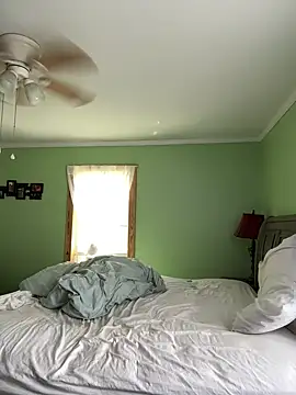 Snapshot of Tlynn chatting on September 13, 6:40 pm Tlynn online show from September 13, 6:40 pm