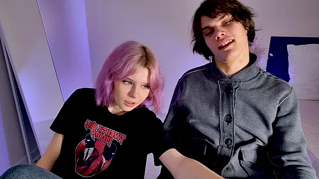 Bonnie And C1yde online show from November 12, 5:13 pm