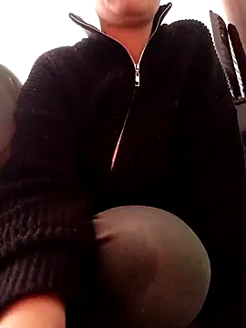 ezgi2545 online show from February 9, 6:39 am