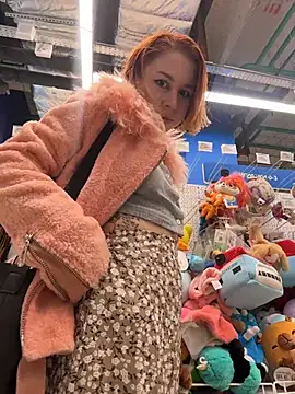 RosieSecret online show from November 3, 8:15 am