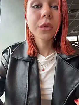 Snapshot of RosieSecret chatting on May 12, 7:05 am RosieSecret online show from May 12, 7:05 am