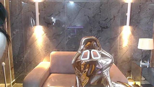 Eilyn love b online show from October 21, 12:50 pm
