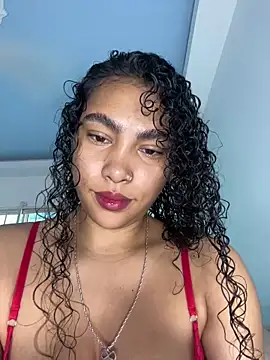 Snapshot of SophieD chatting on April 22, 12:07 pm SophieD online show from April 22, 12:07 pm