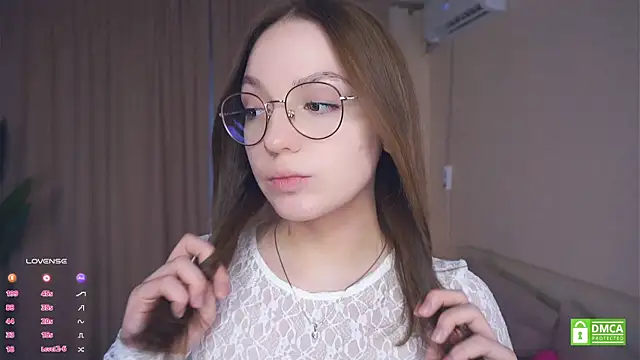 NguyetHankey online show from September 8, 3:44 pm