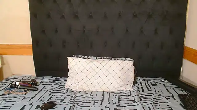 Snapshot of Sexy_PureFire chatting on October 23, 4:06 pm Sexy PureFire online show from October 23, 4:06 pm