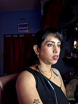 Love Beauty01 online show from April 18, 6:56 pm