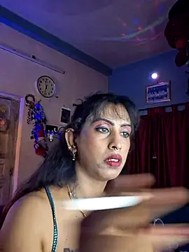 Snapshot of Love_Beauty01 chatting on May 25, 5:41 pm Love Beauty01 online show from May 25, 5:41 pm