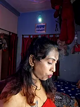 Snapshot of Love_Beauty01 chatting on May 30, 6:16 pm Love Beauty01 online show from May 30, 6:16 pm