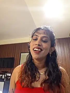 Snapshot of Love_Beauty01 chatting on June 10, 4:28 pm Love Beauty01 online show from June 10, 4:28 pm