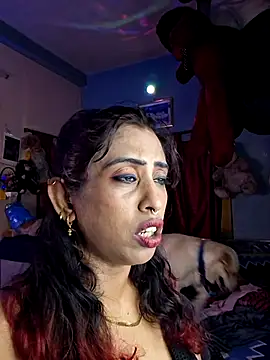 Snapshot of Love_Beauty01 chatting on June 20, 6:11 pm Love Beauty01 online show from June 20, 6:11 pm