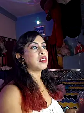 Snapshot of Love_Beauty01 chatting on June 24, 6:40 pm Love Beauty01 online show from June 24, 6:40 pm