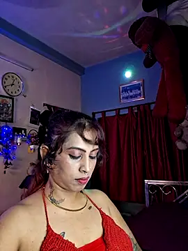 Snapshot of Love_Beauty01 chatting on July 13, 6:55 pm Love Beauty01 online show from July 13, 6:55 pm