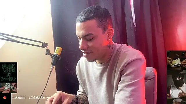 AlphaMasterXxx online show from December 3, 5:00 pm