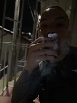 AlphaMasterXxx online show from December 15, 5:55 am