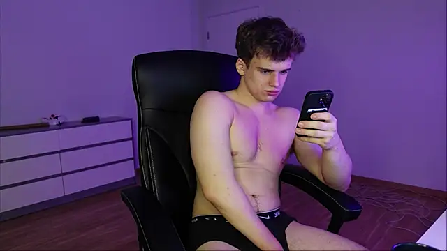 Ricky Becko online show from November 20, 4:18 pm