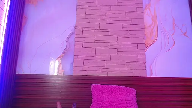 mikaela303av online show from December 18, 11:55 pm