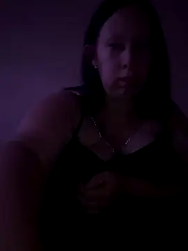 xSiindy95 online show from October 6, 7:33 pm