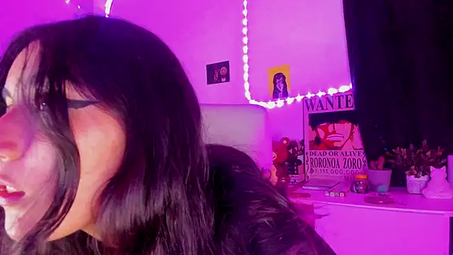namiiwhite online show from October 4, 4:32 am