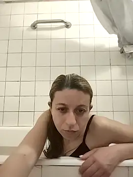 TheBunnyAndTheMaster online show from April 15, 12:06 am