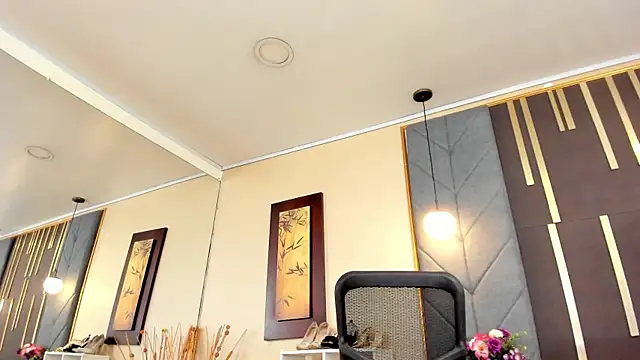 Snapshot of OliviGrace chatting on May 15, 9:22 pm OliviGrace online show from May 15, 9:22 pm