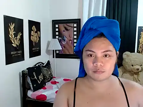 TSbrianaHugeCock online show from February 10, 1:59 pm