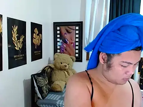 TSbrianaHugeCock online show from March 20, 12:26 am