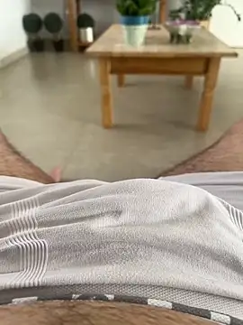 Snapshot of Novinho16cmz chatting on October 24, 4:14 pm Novinho16cmz online show from October 24, 4:14 pm