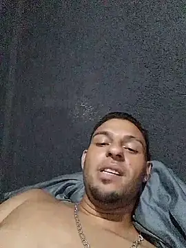 Snapshot of o-theus chatting on January 14, 6:13 pm o-theus online show from January 14, 6:13 pm