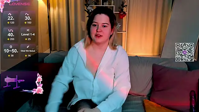 HelenHartt online show from December 4, 1:48 am