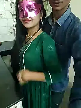 Snapshot of LOVE568 chatting on February 21, 5:41 am LOVE568 online show from February 21, 5:41 am